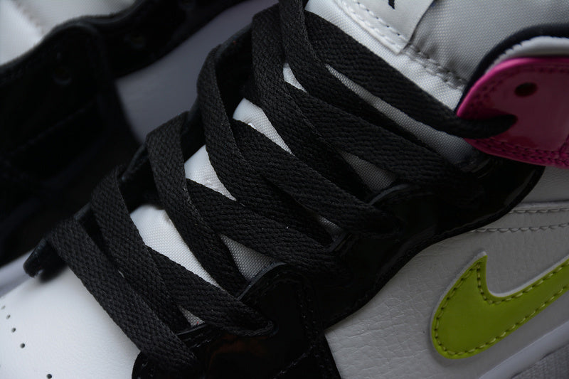 AJ1 Mid