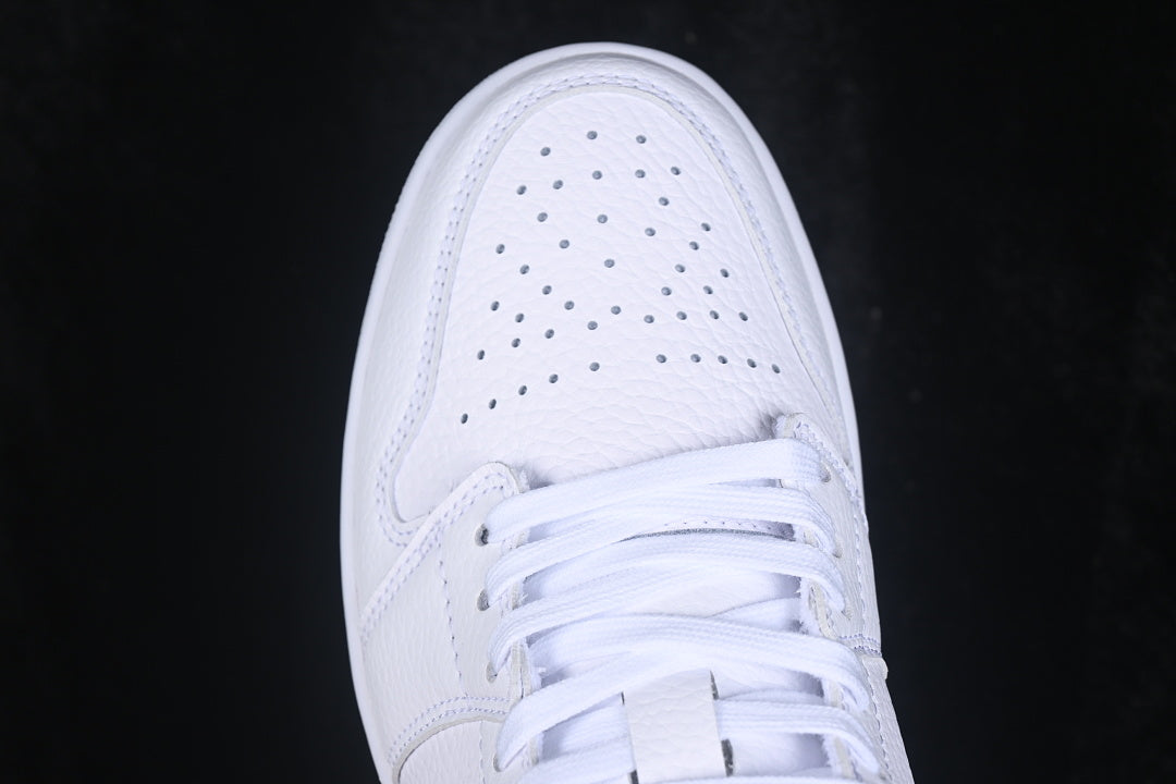 AJ1 Low