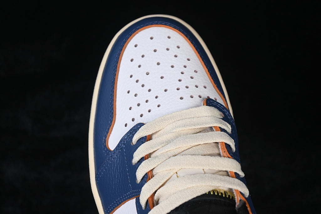 AJ1 Low