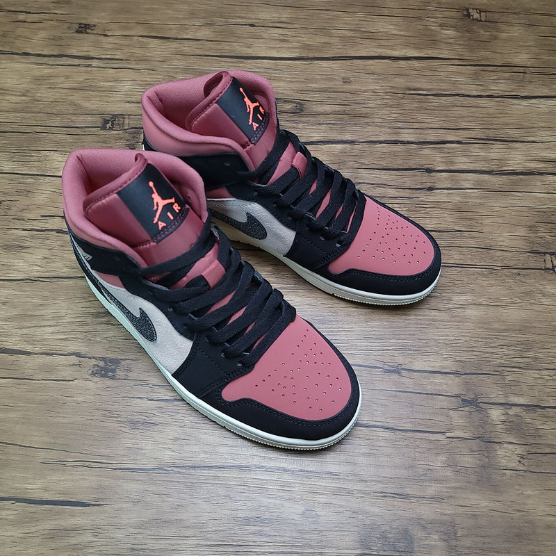 AJ1 Mid