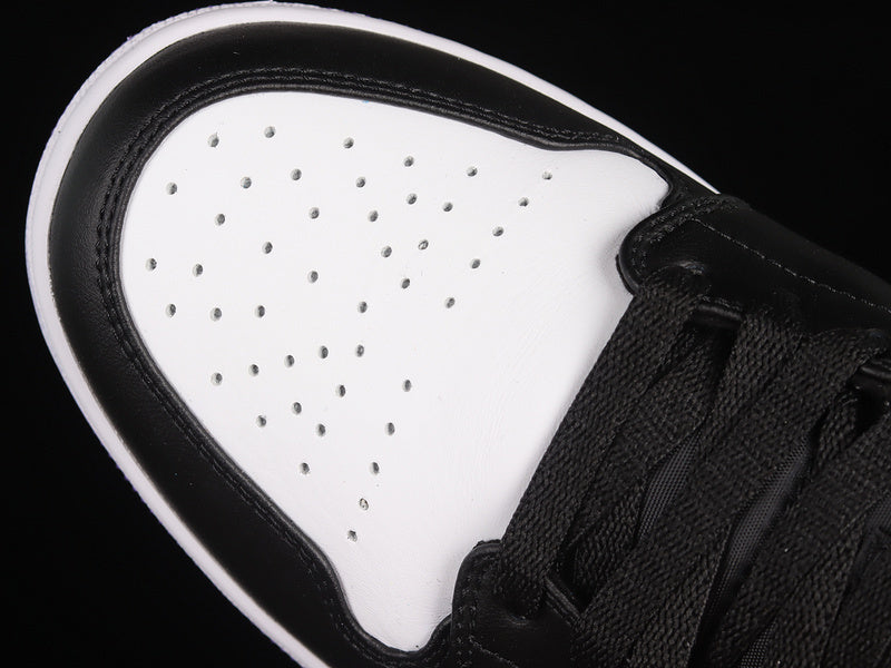 AJ1 Mid