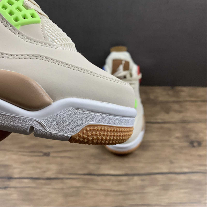 AJ4