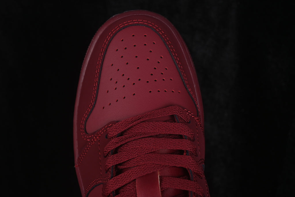 AJ1 Low