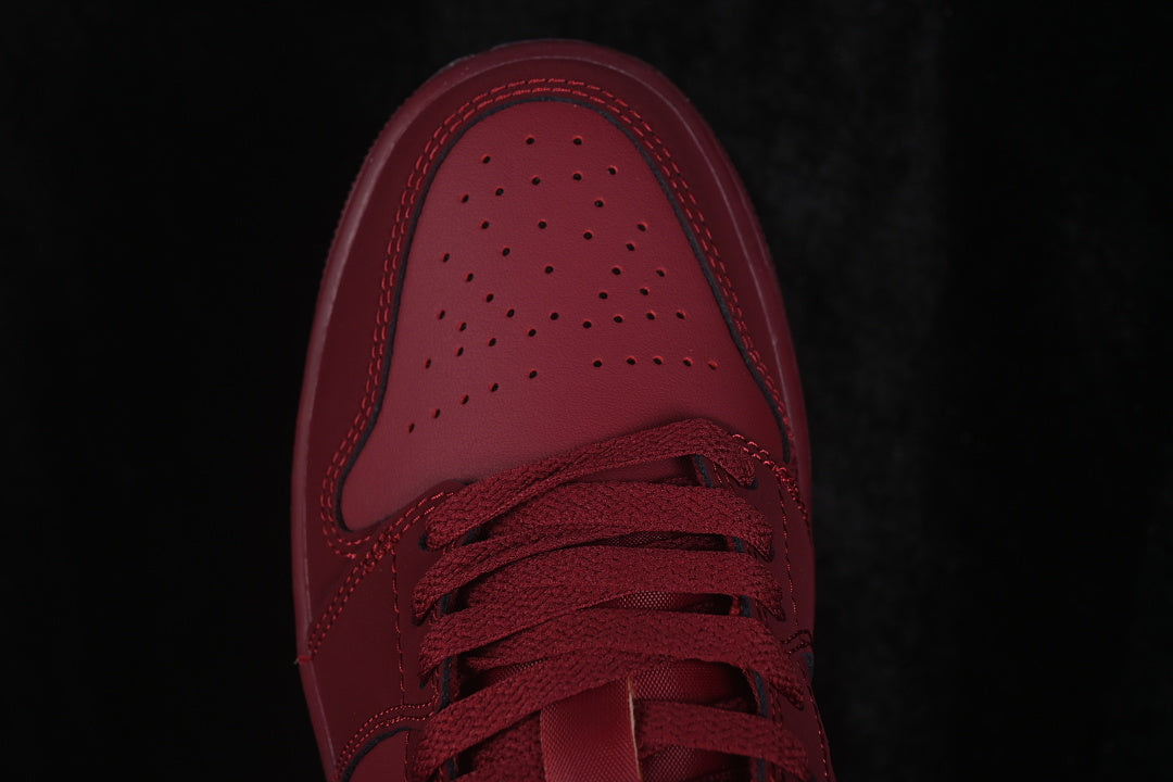 AJ1 Low