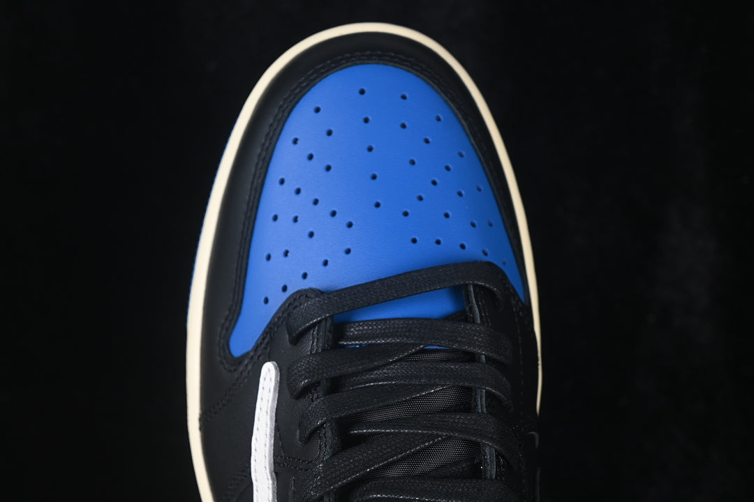 AJ1 Low