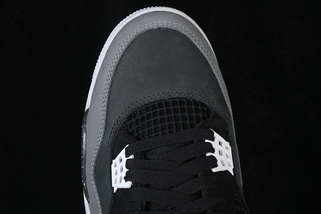 AJ4