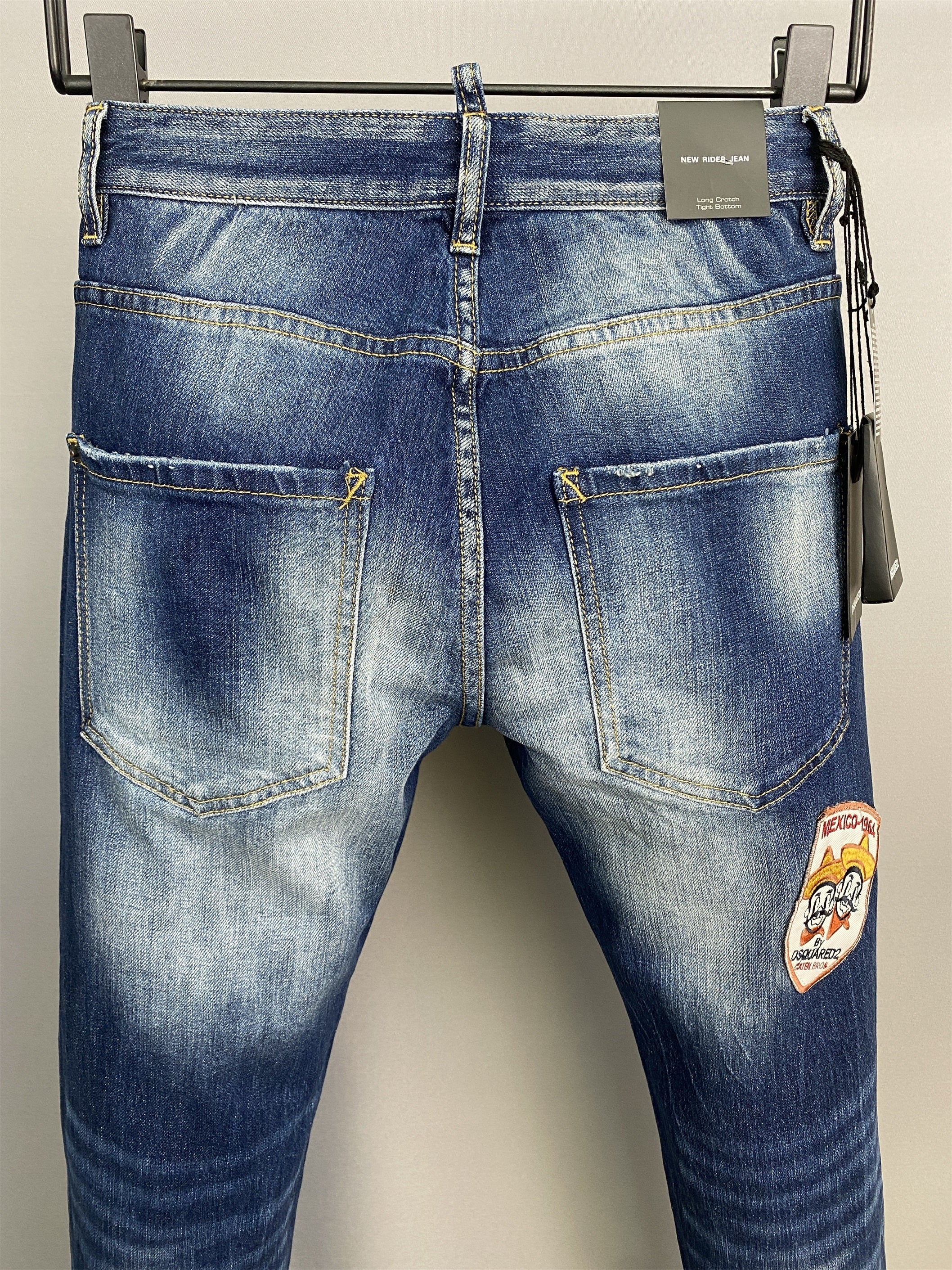 D2 Jeans