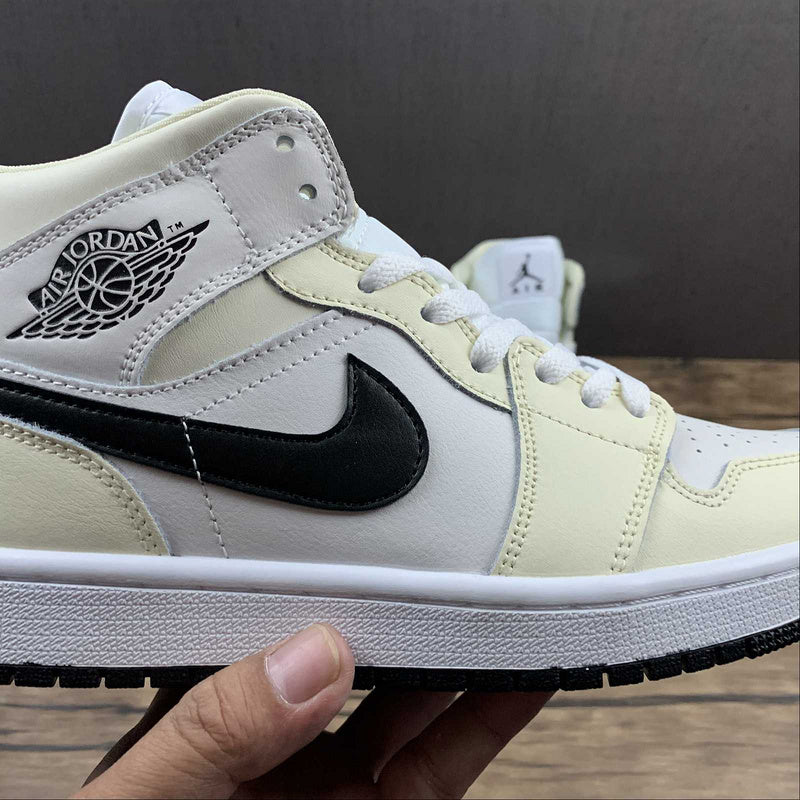 AJ1 Mid