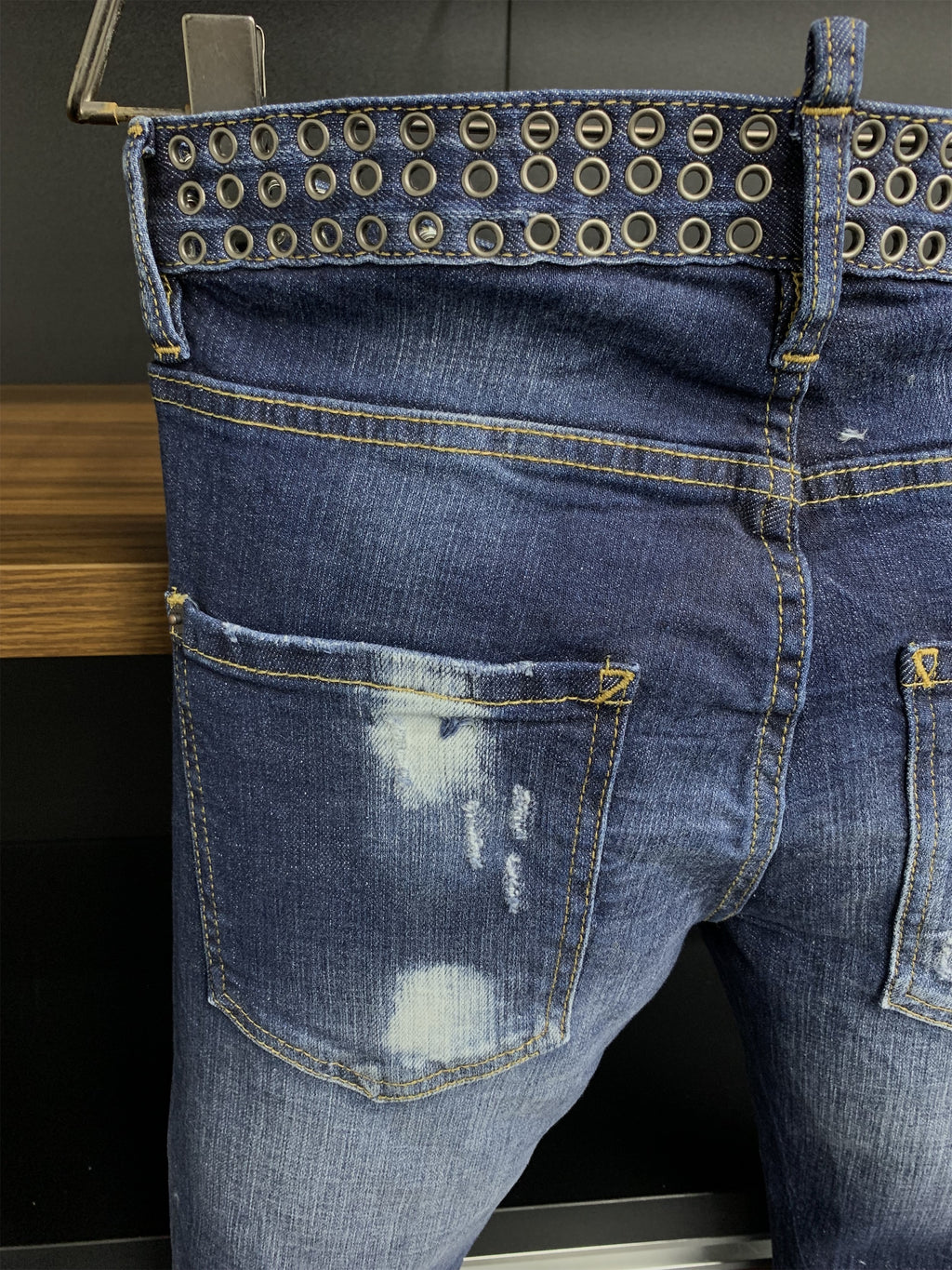 D2 Jeans