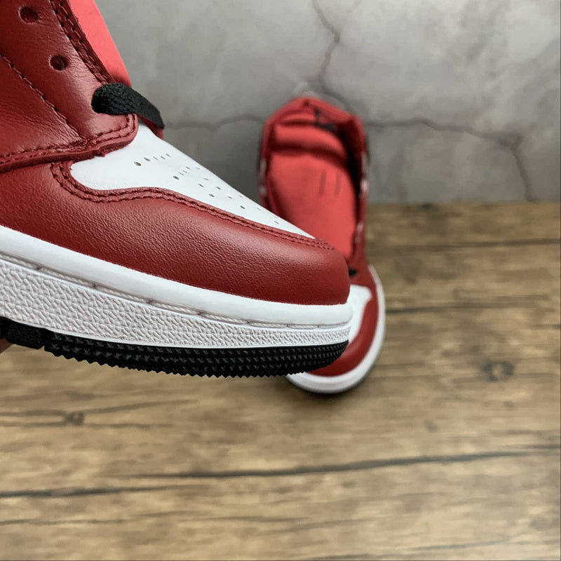 AJ1 High