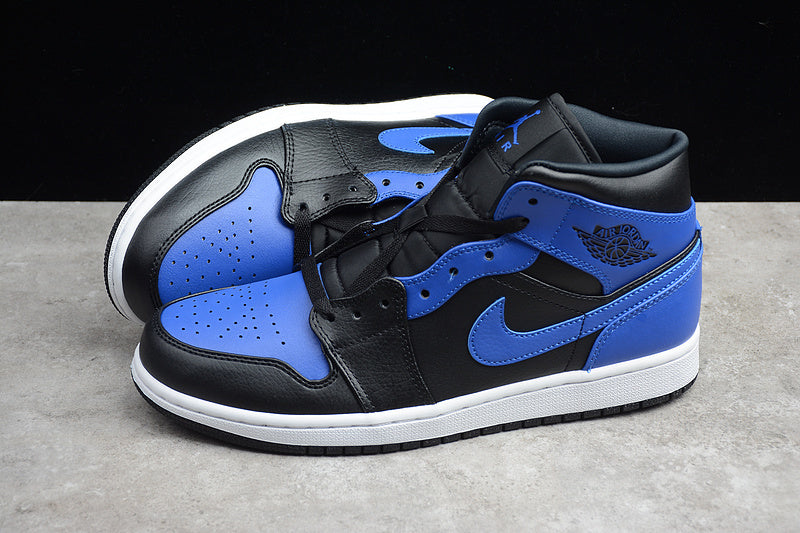 AJ1 Mid