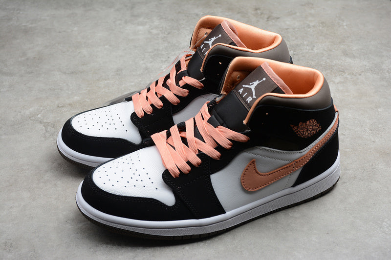 AJ1 Mid