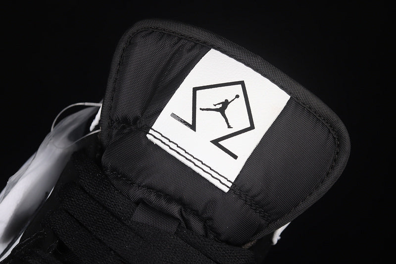 AJ1 Mid