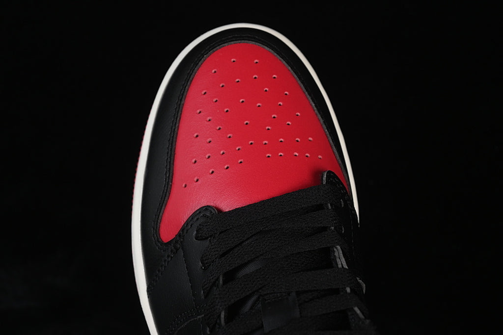AJ1 Low