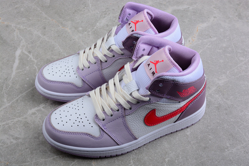 AJ1 Mid