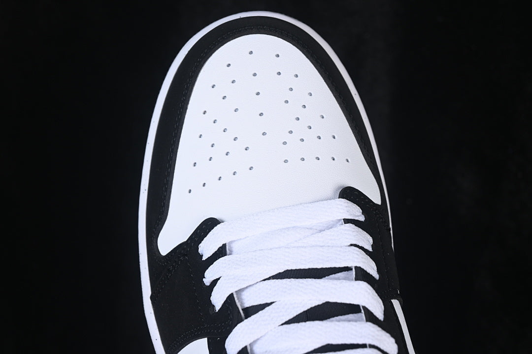 AJ1 Low