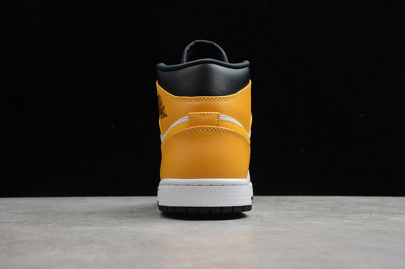 AJ1 Mid