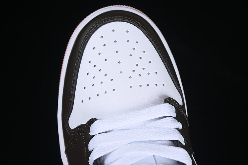 AJ1 Low