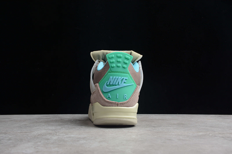 AJ4