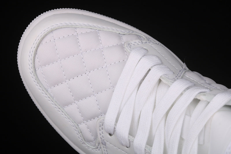 AJ1 Mid