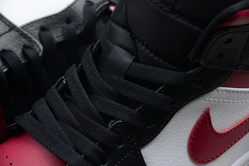 AJ1 Mid
