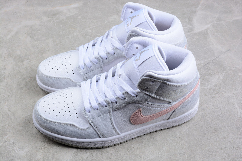 AJ1 Mid