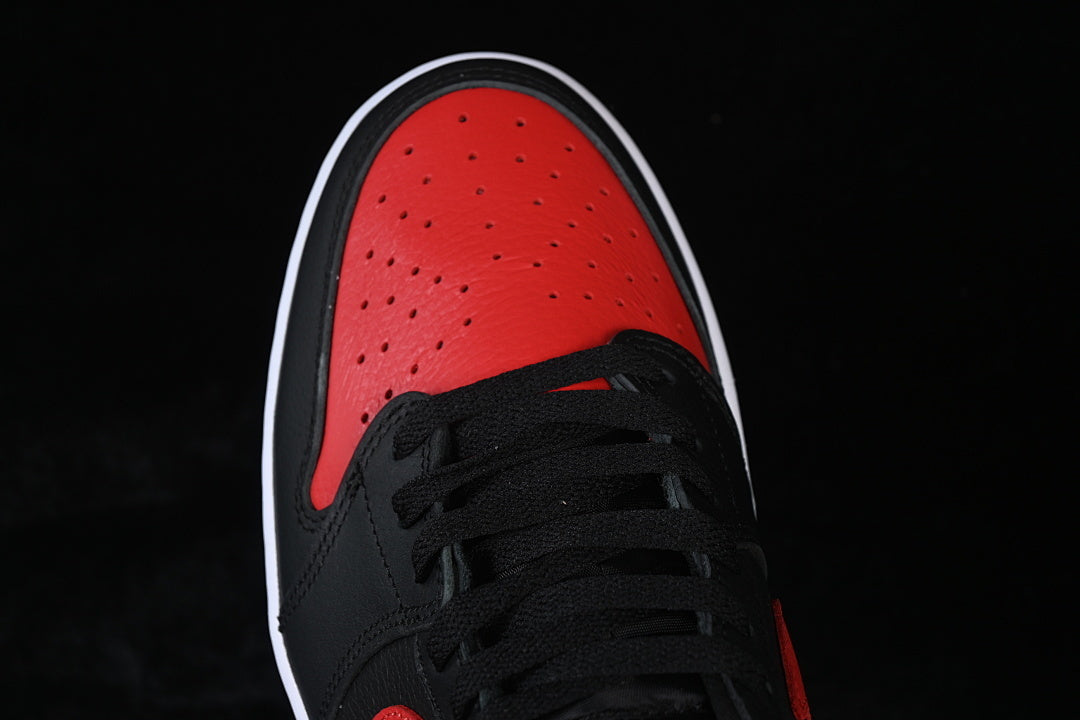 AJ1 Low