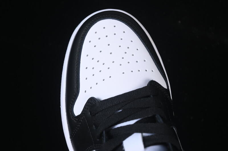 AJ1 Low