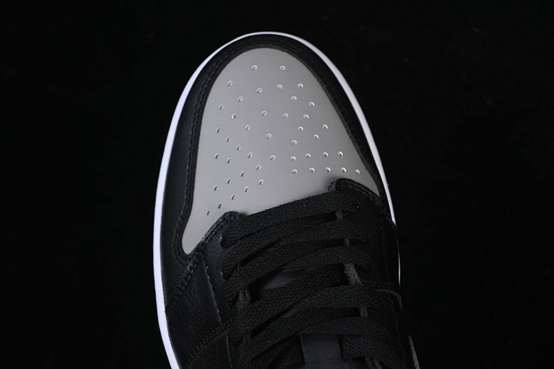 AJ1 Low