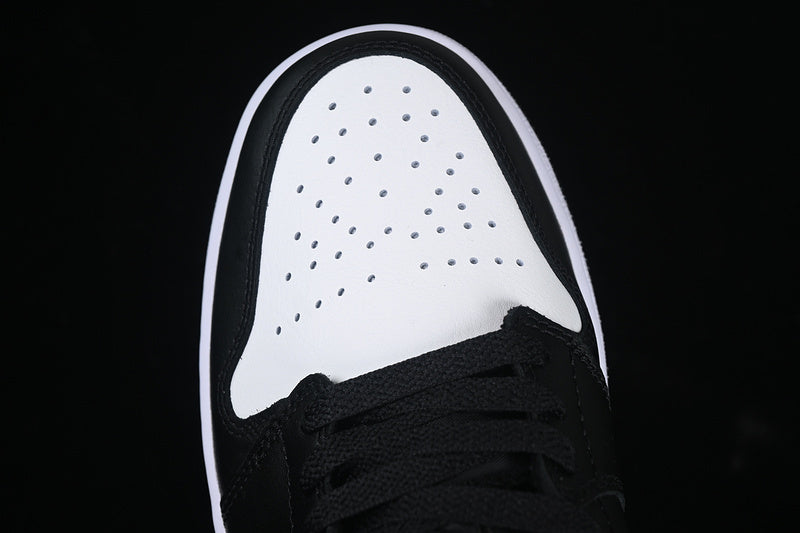 AJ1 Low