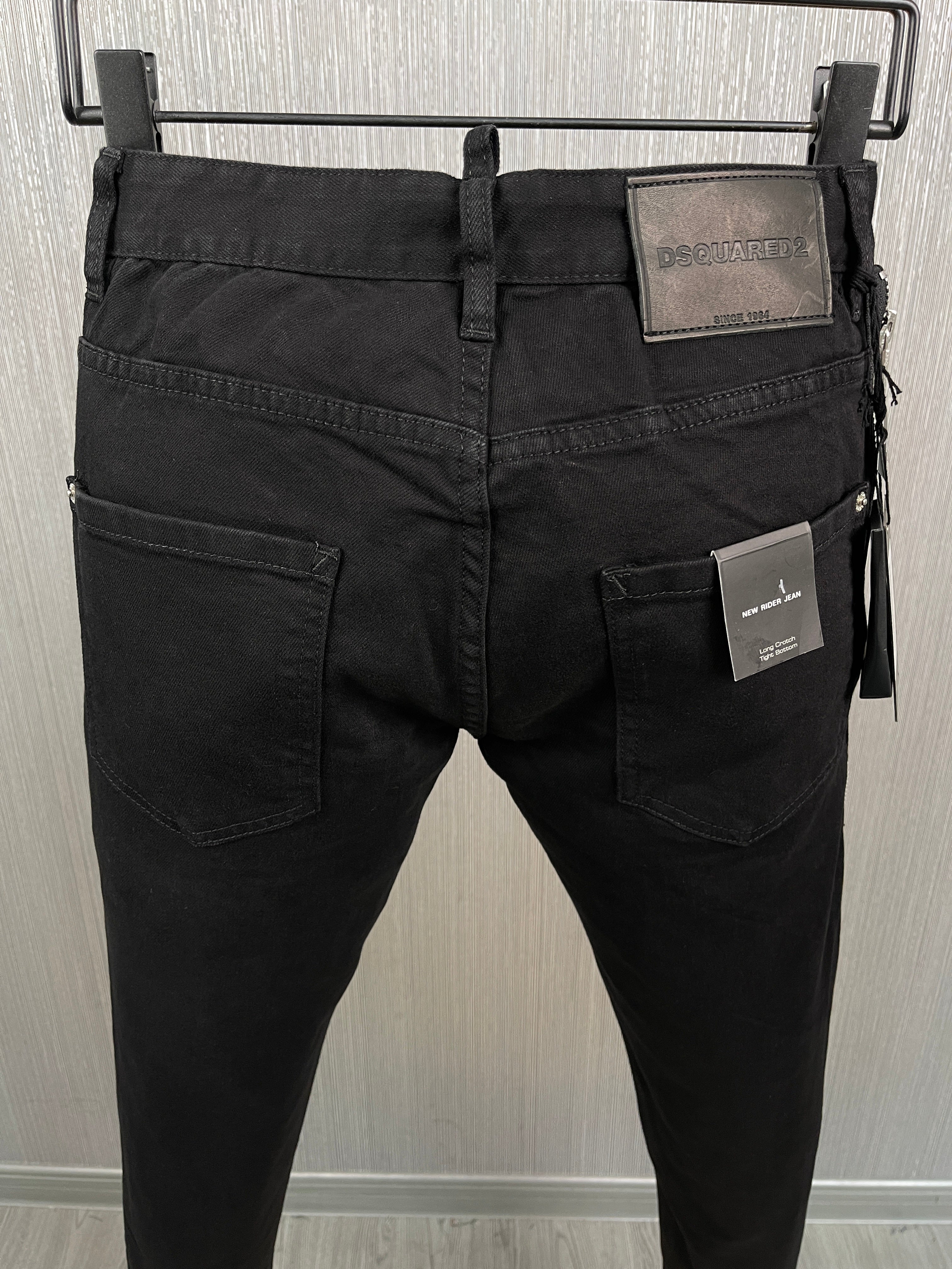 D2 Jeans