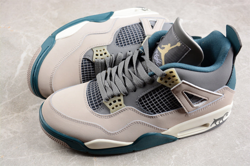 AJ4