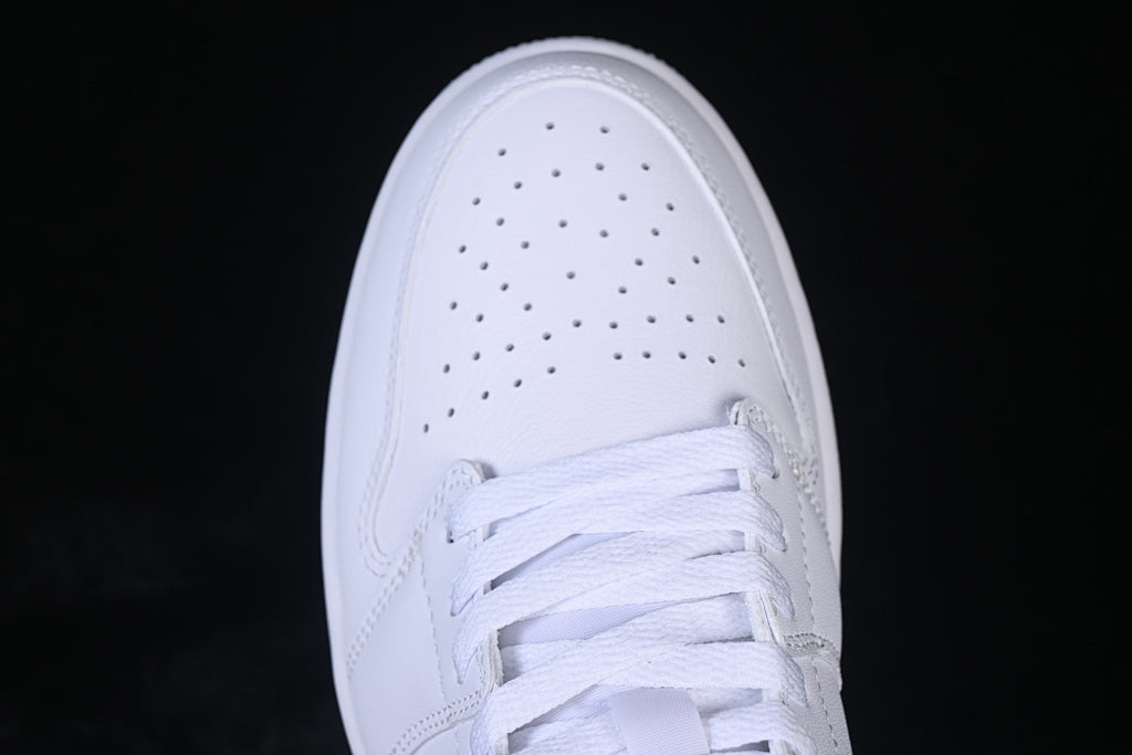 AJ1 Low