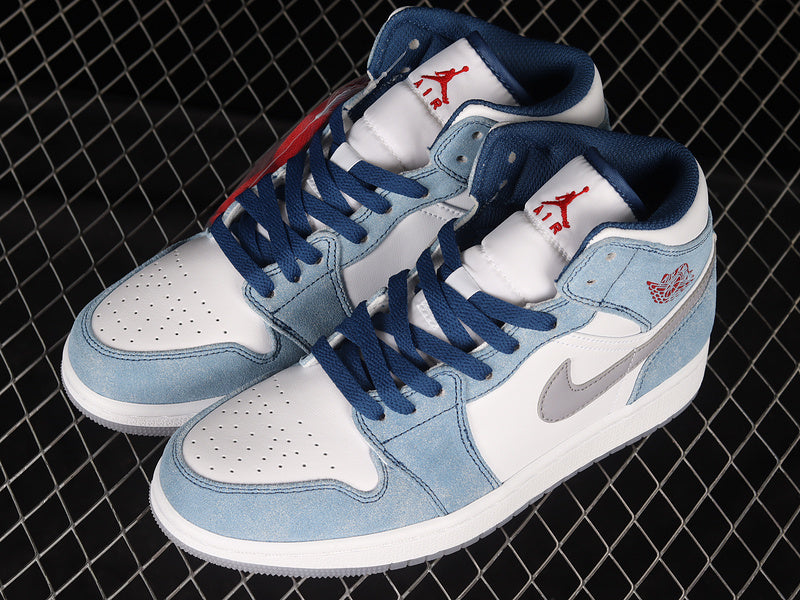 AJ1 Mid