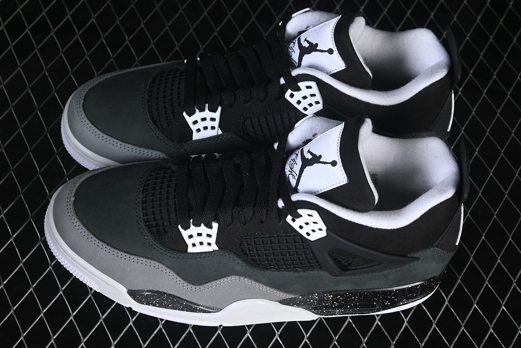AJ4