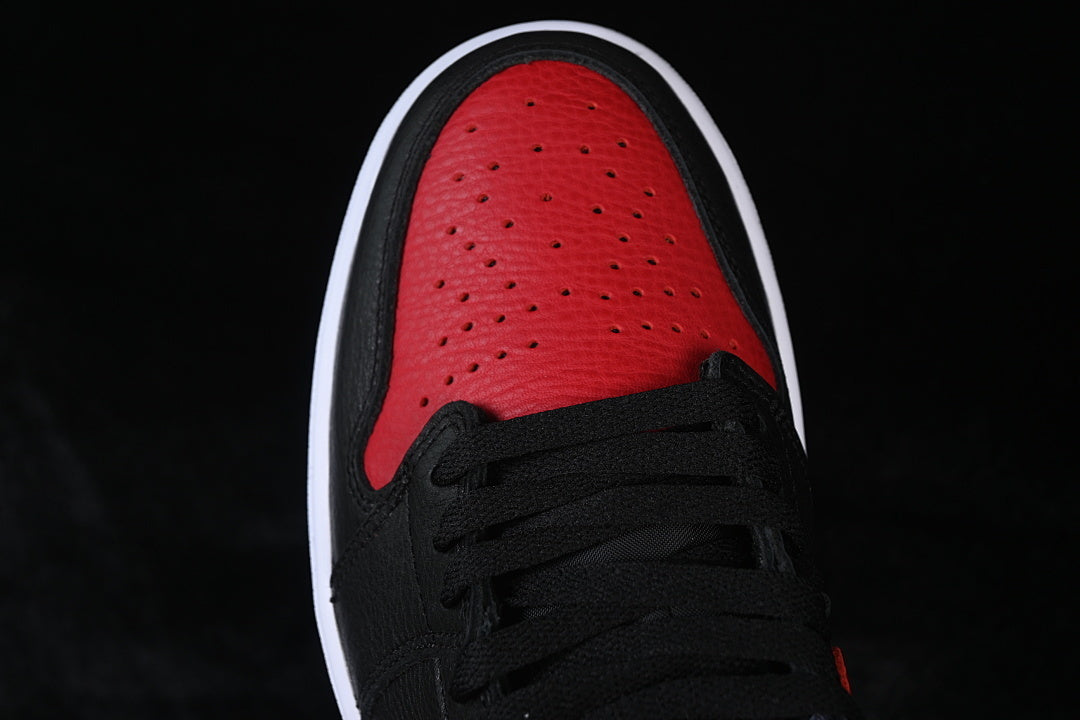 AJ1 Low
