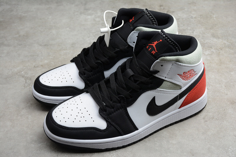 AJ1 Mid