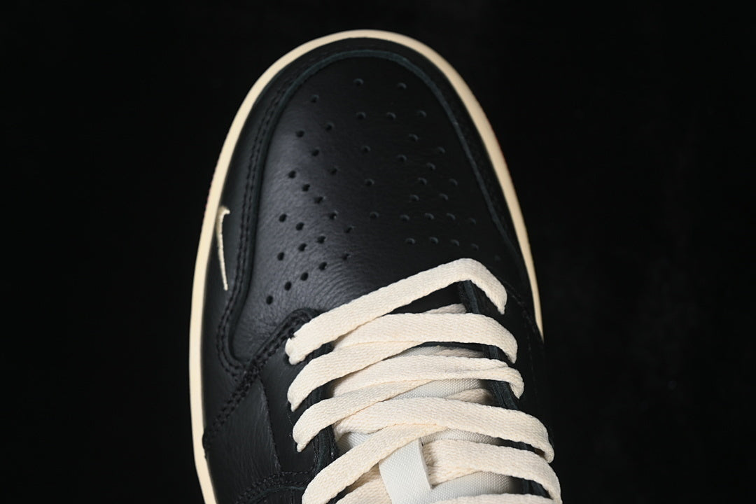 AJ1 Low