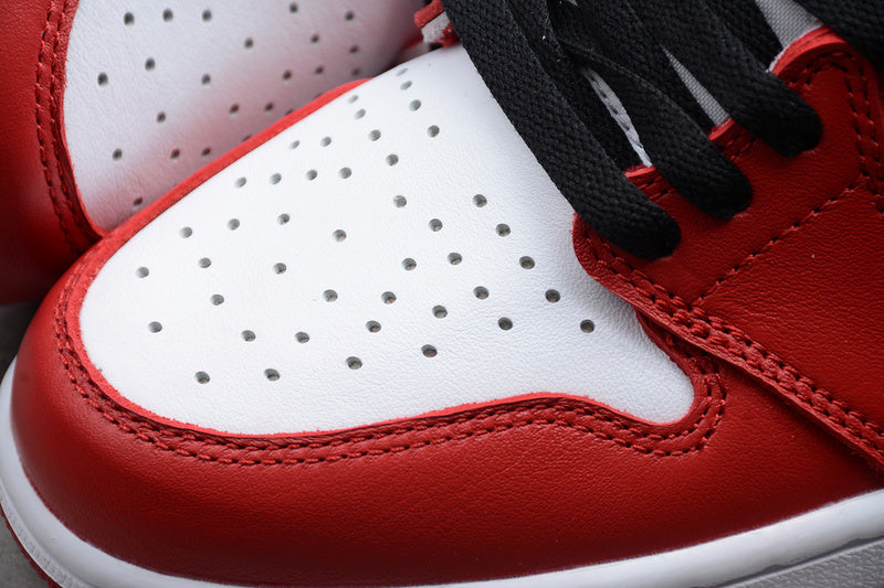 AJ1 High