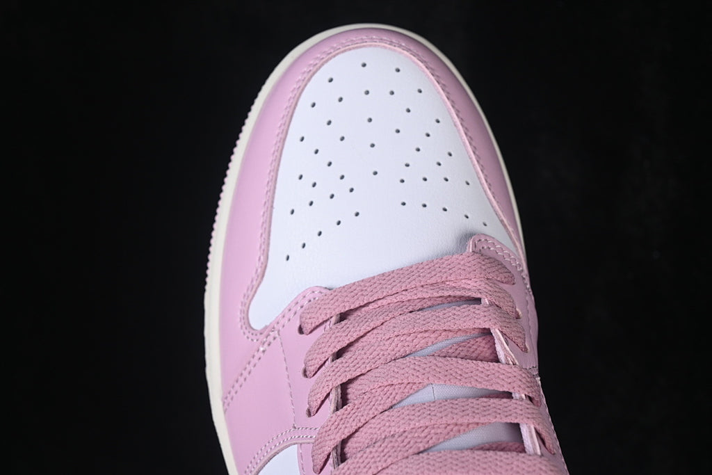 AJ1 Low