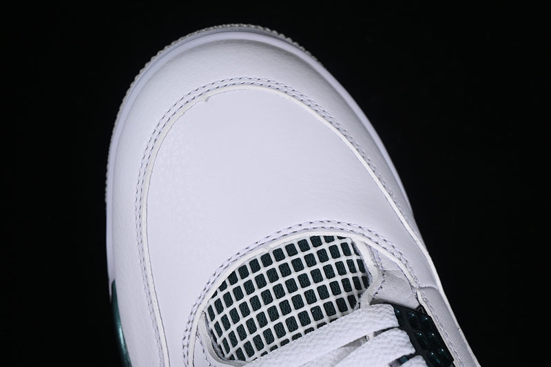 AJ4