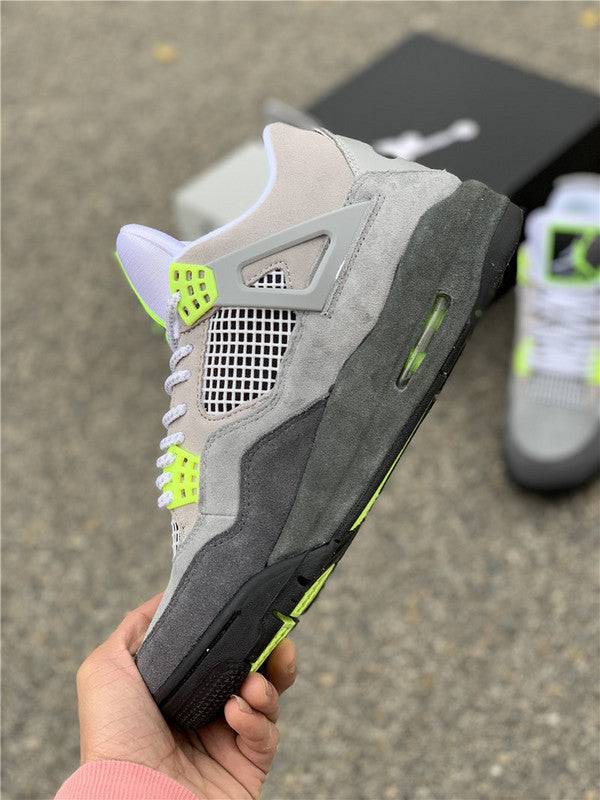 AJ4