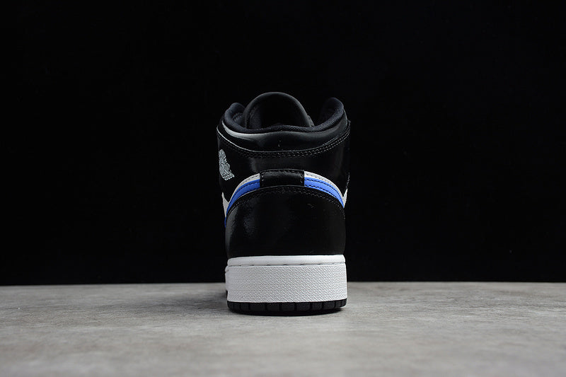 AJ1 Mid