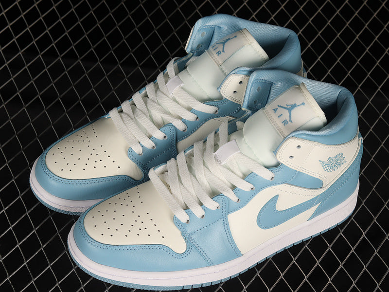 AJ1 Mid