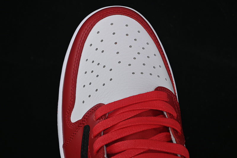 AJ1 Low