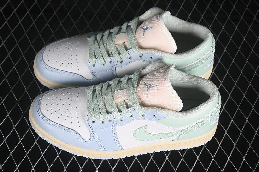 AJ1 Low