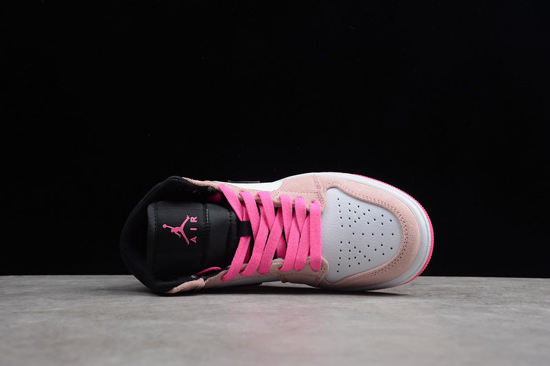 AJ1 Mid