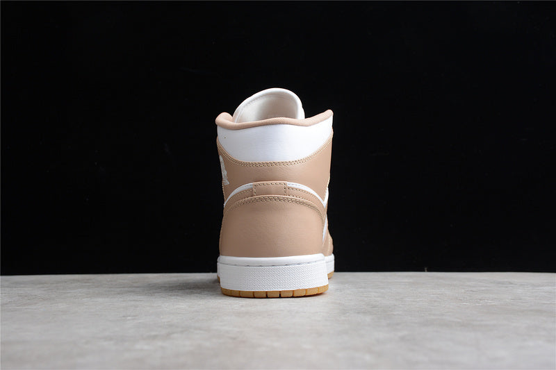 AJ1 Mid