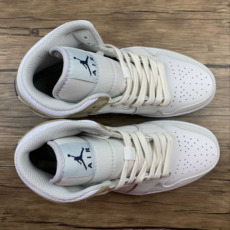 AJ1 Mid