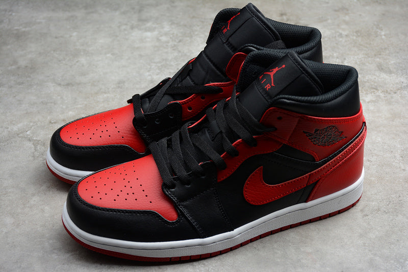 AJ1 Mid